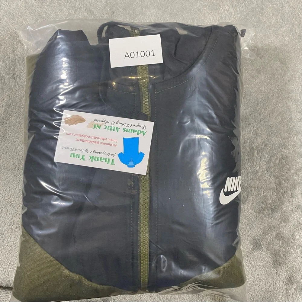 Nike Jacket Men’s Large Olive Green Hood Spell Out Sleeve Polar Fleece HBR Sport - Picture 2 of 13